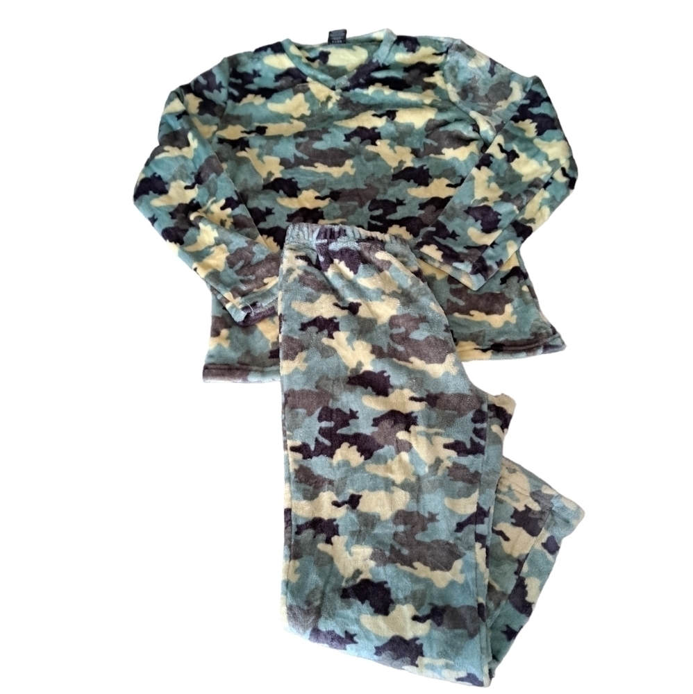 Donna Loren Green Camo ultra soft Fleece plush Pajamas pants top ladies LG